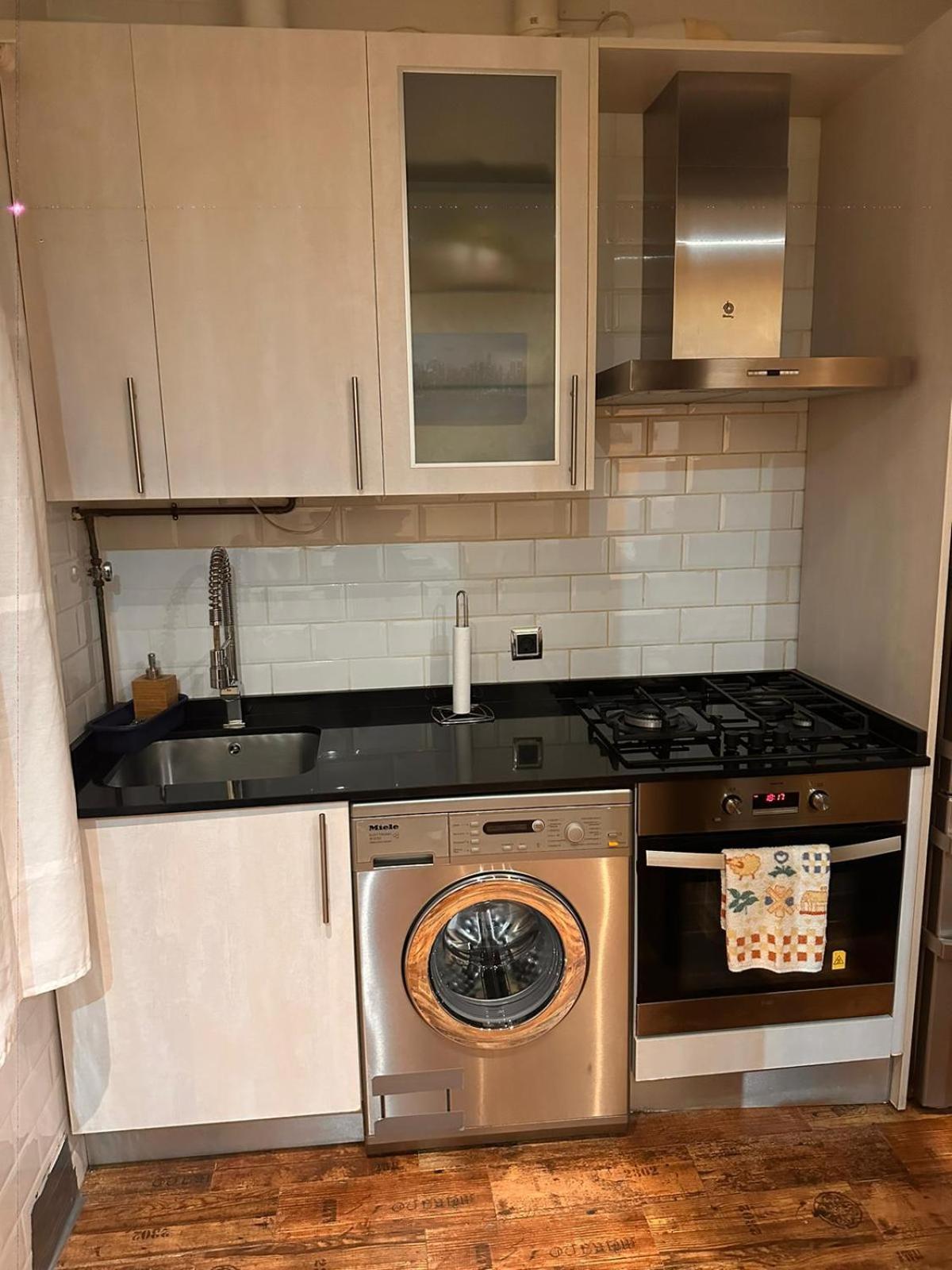 马德里Casa Centrica, En Barrio Bohemio公寓 外观 照片